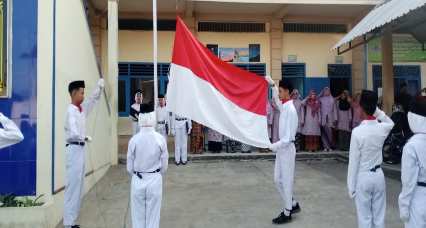 MEMPERINGATI HARI KEMERDEKAAN 17 AGUSTUS YANG KE 78 TAHUN